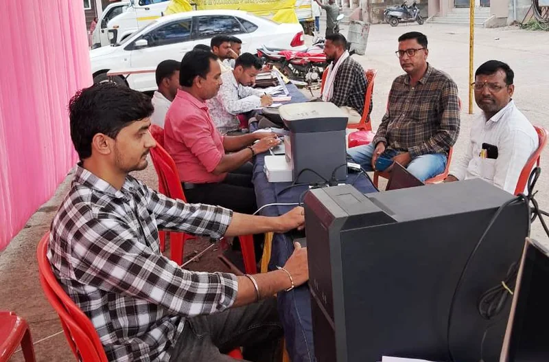 ‘‘सेवा संकल्प अभियान’’- शाहपुर में आयोजित रहा ‘‘लोक कल्याण मेला’’ स्ट्रीट वेंडर्स को मिला आर्थिक सशक्तिकरण का…